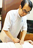 フラワー整骨院の院長